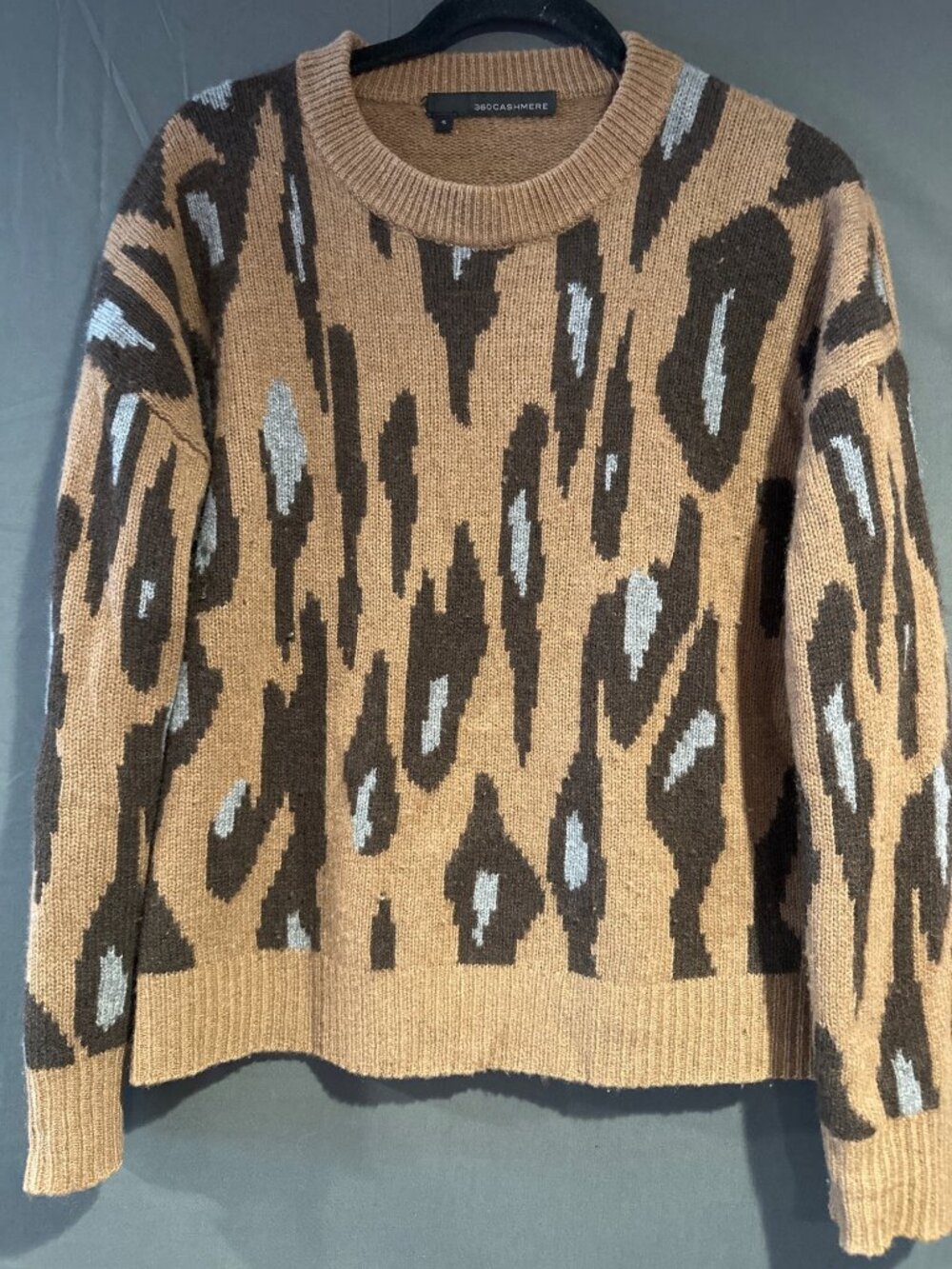 360Cashmere Womens Small 100% Cashmere Sweater Abstract Animal Print Luxury